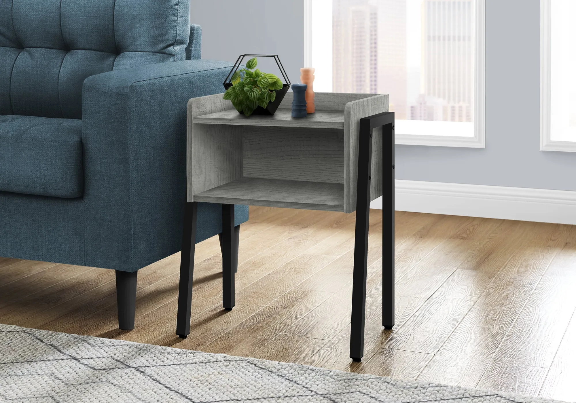 Accent Table - 23"H / Grey / Black Metal
