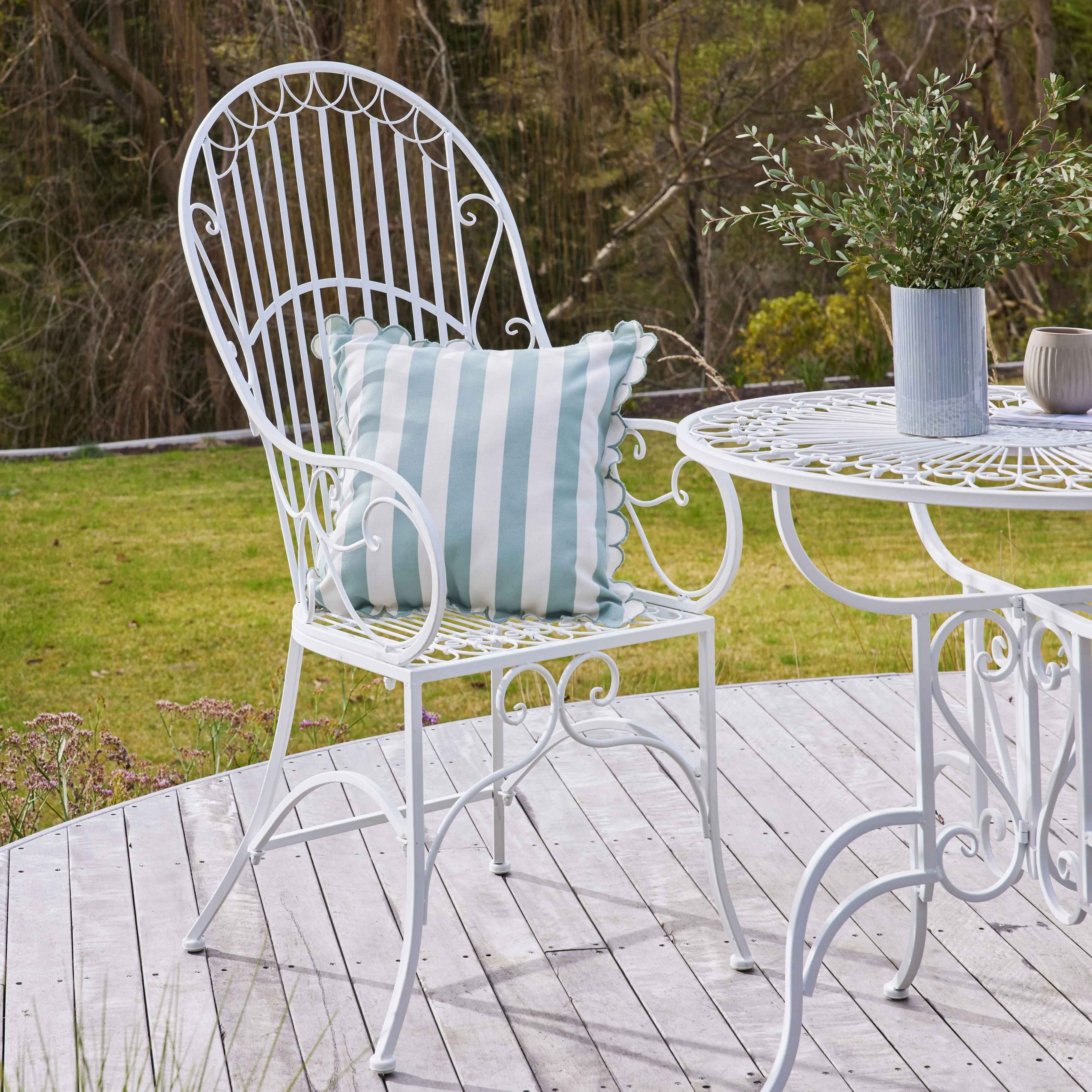 Arles Garden Chair White