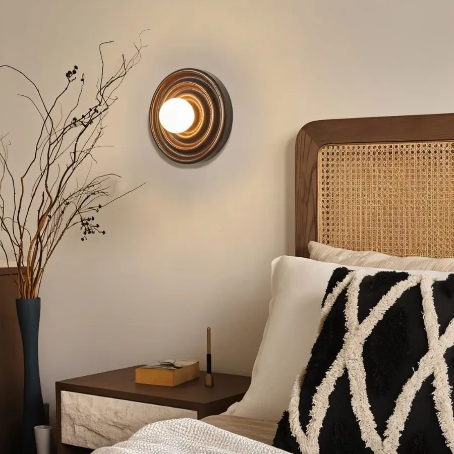 Bedon Wall Lamp