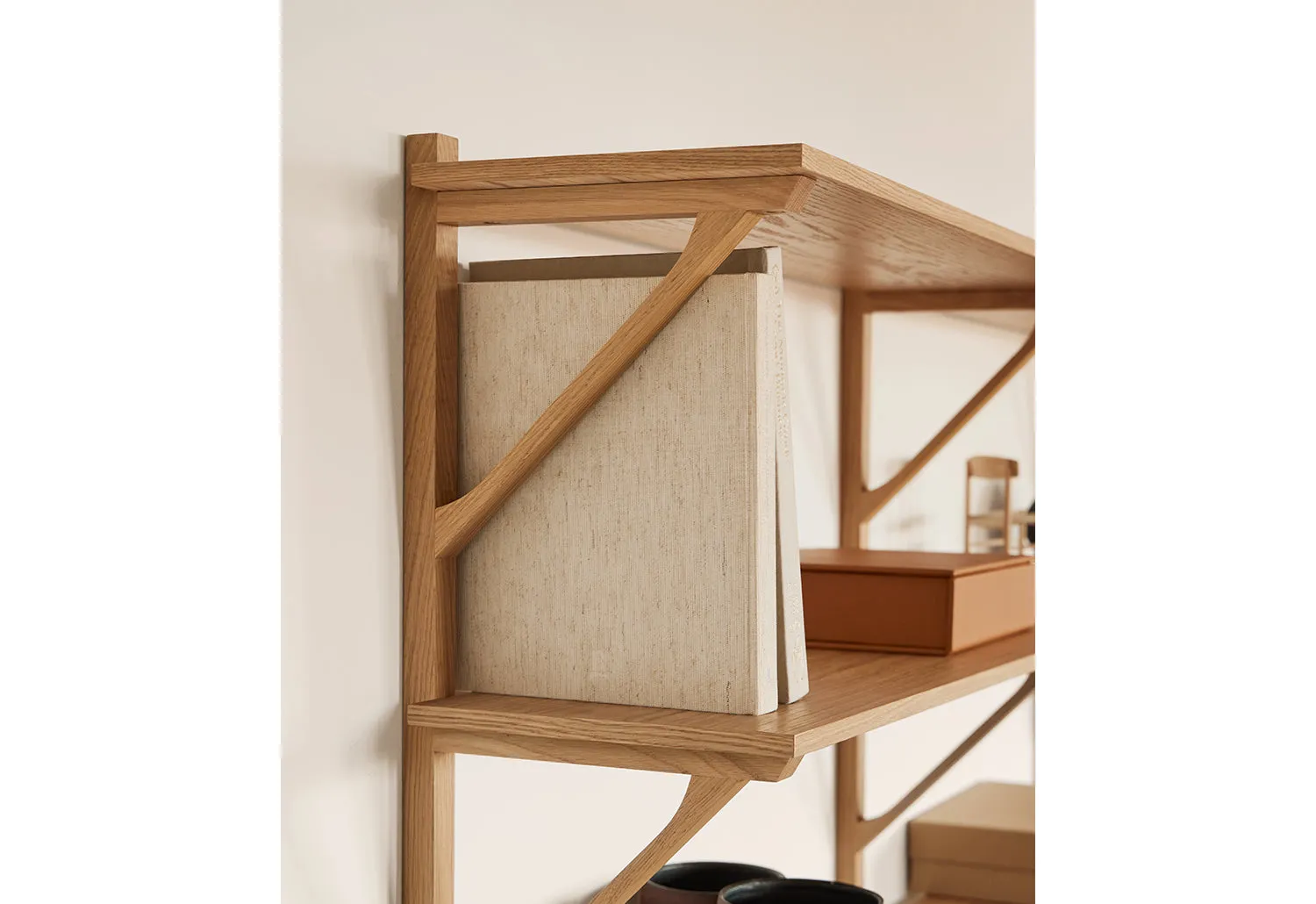 BM29 Shelf