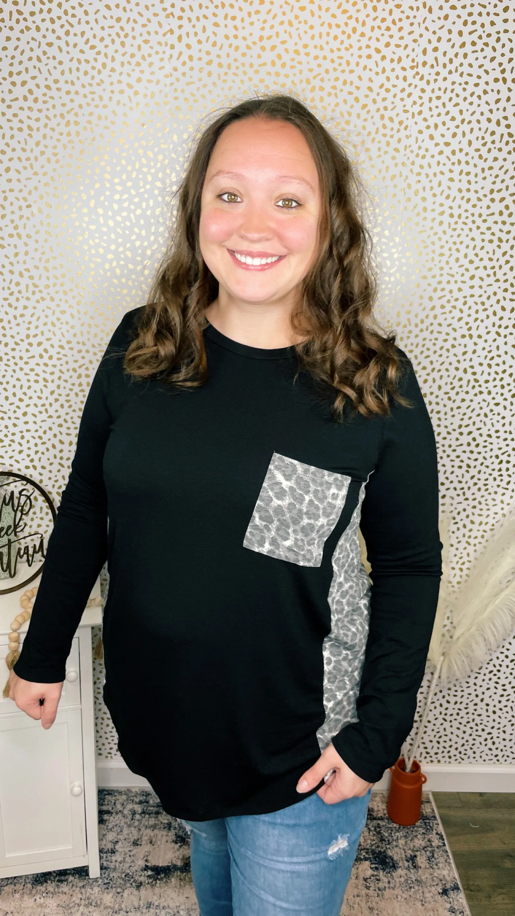 Contrast Side Panel Leopard Front Pocket Top
