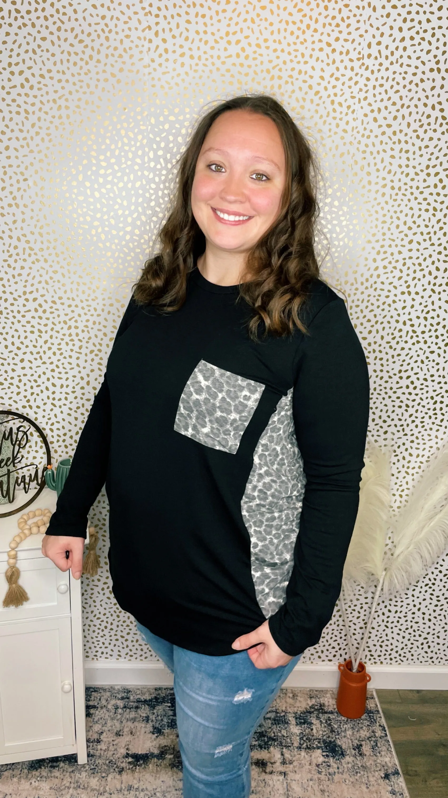 Contrast Side Panel Leopard Front Pocket Top