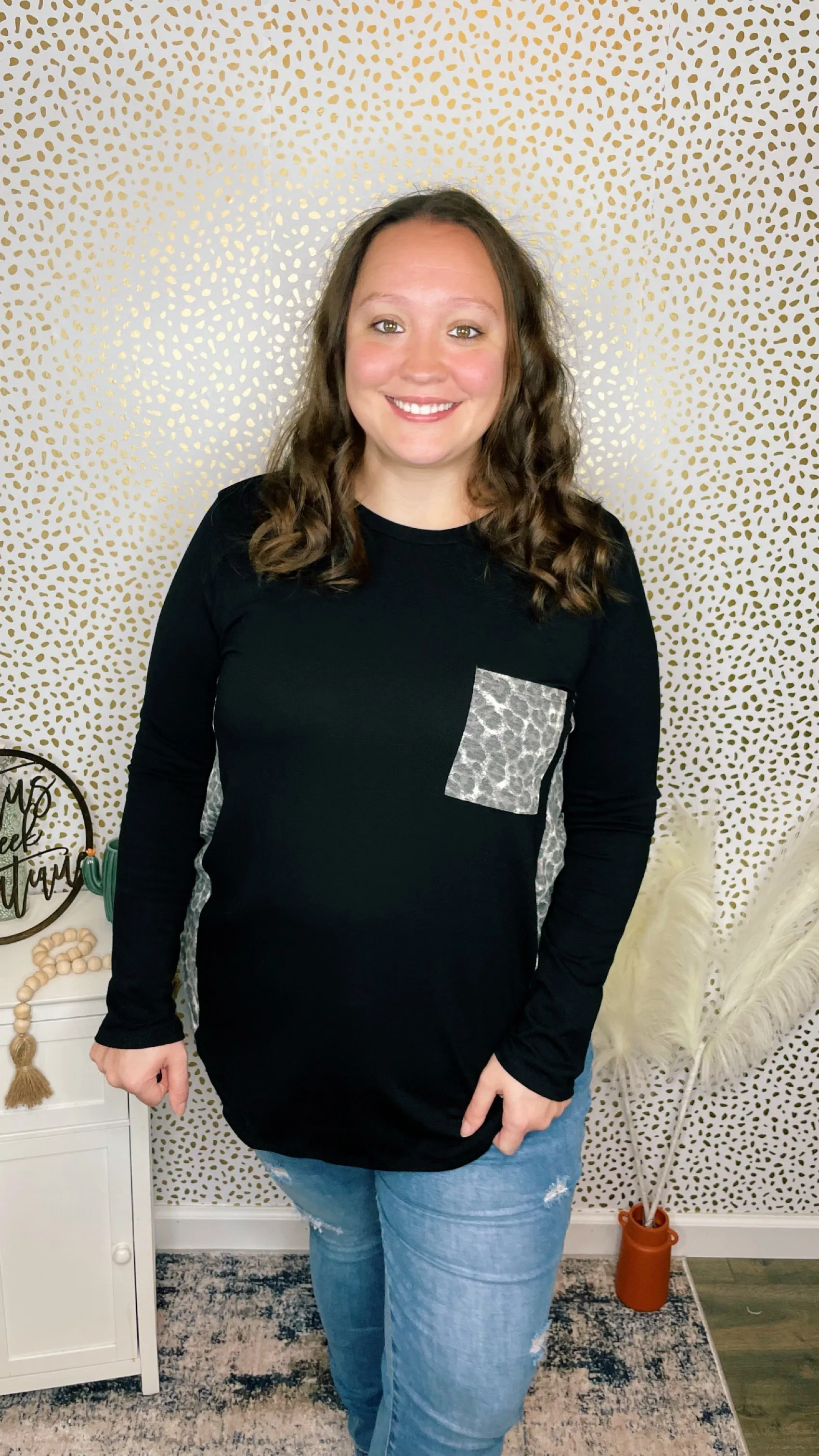 Contrast Side Panel Leopard Front Pocket Top