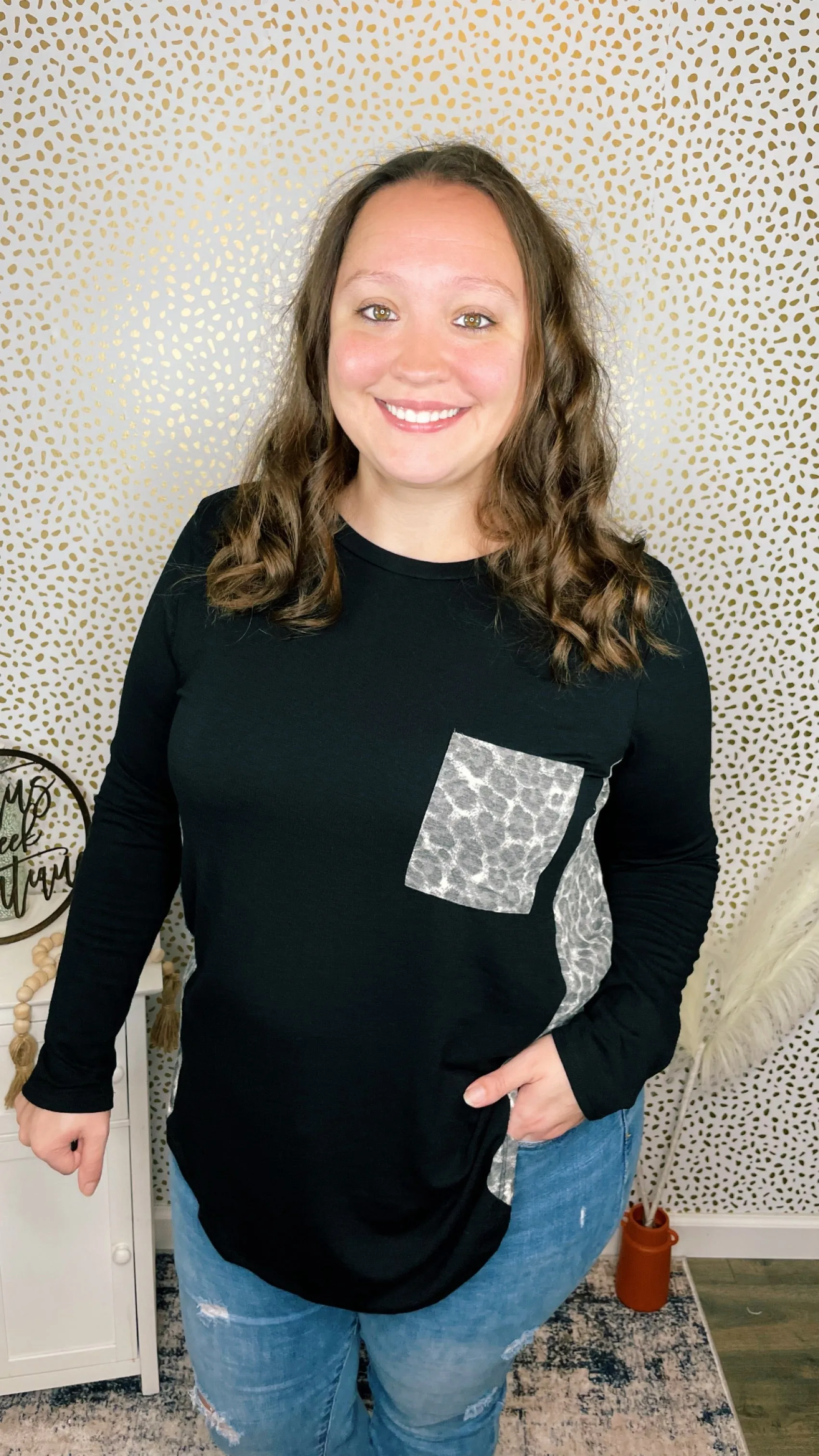 Contrast Side Panel Leopard Front Pocket Top