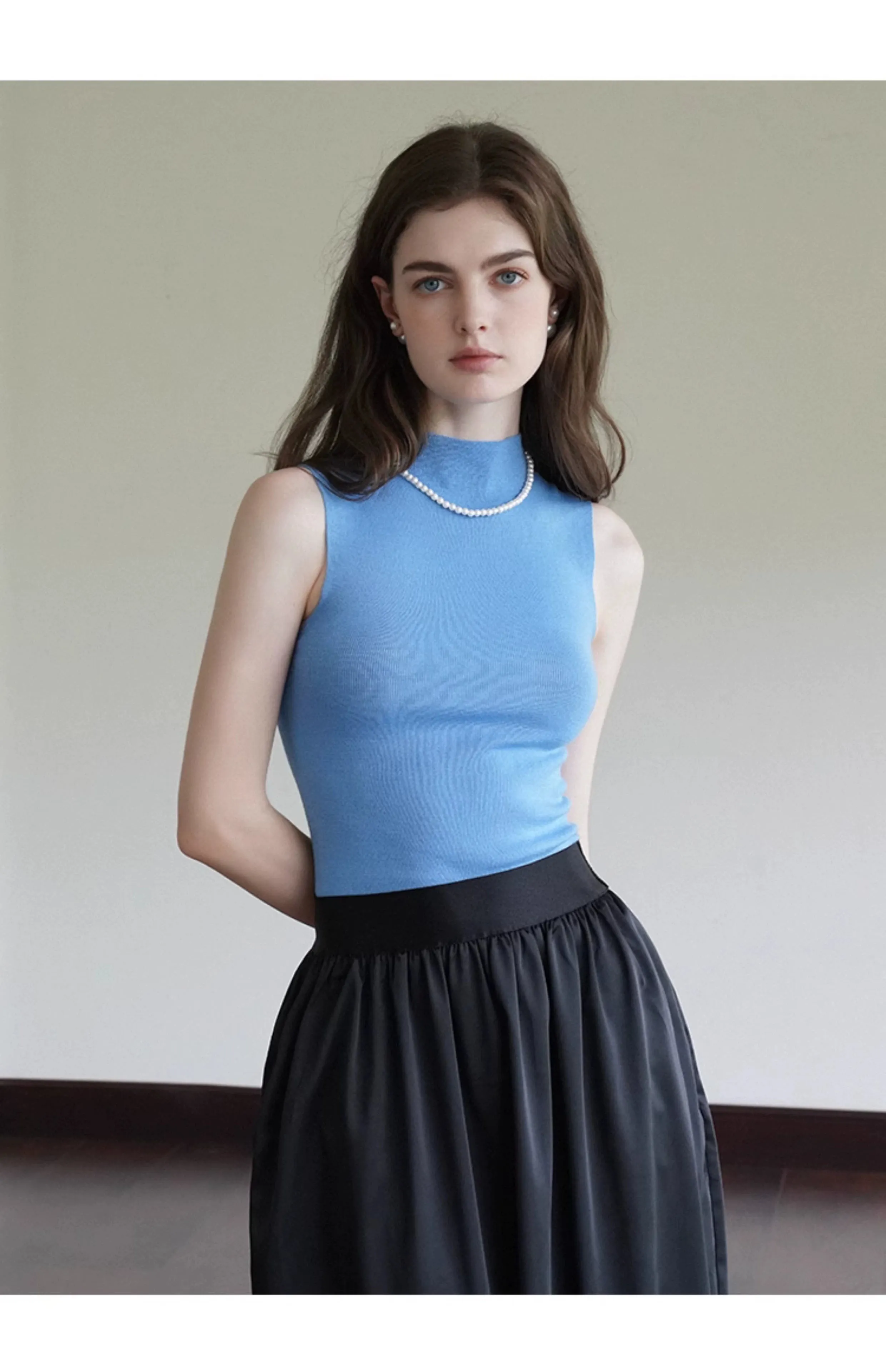 French Semi-High Neck Wool Knit Seamless Blue Tank Top