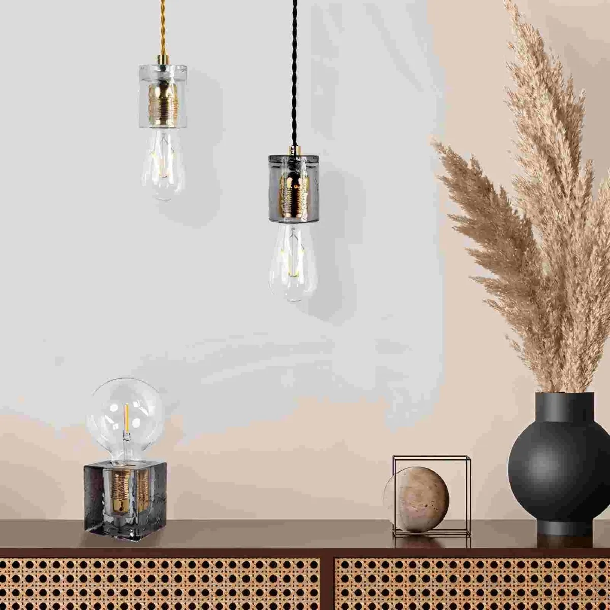 Glaso Table Lamp