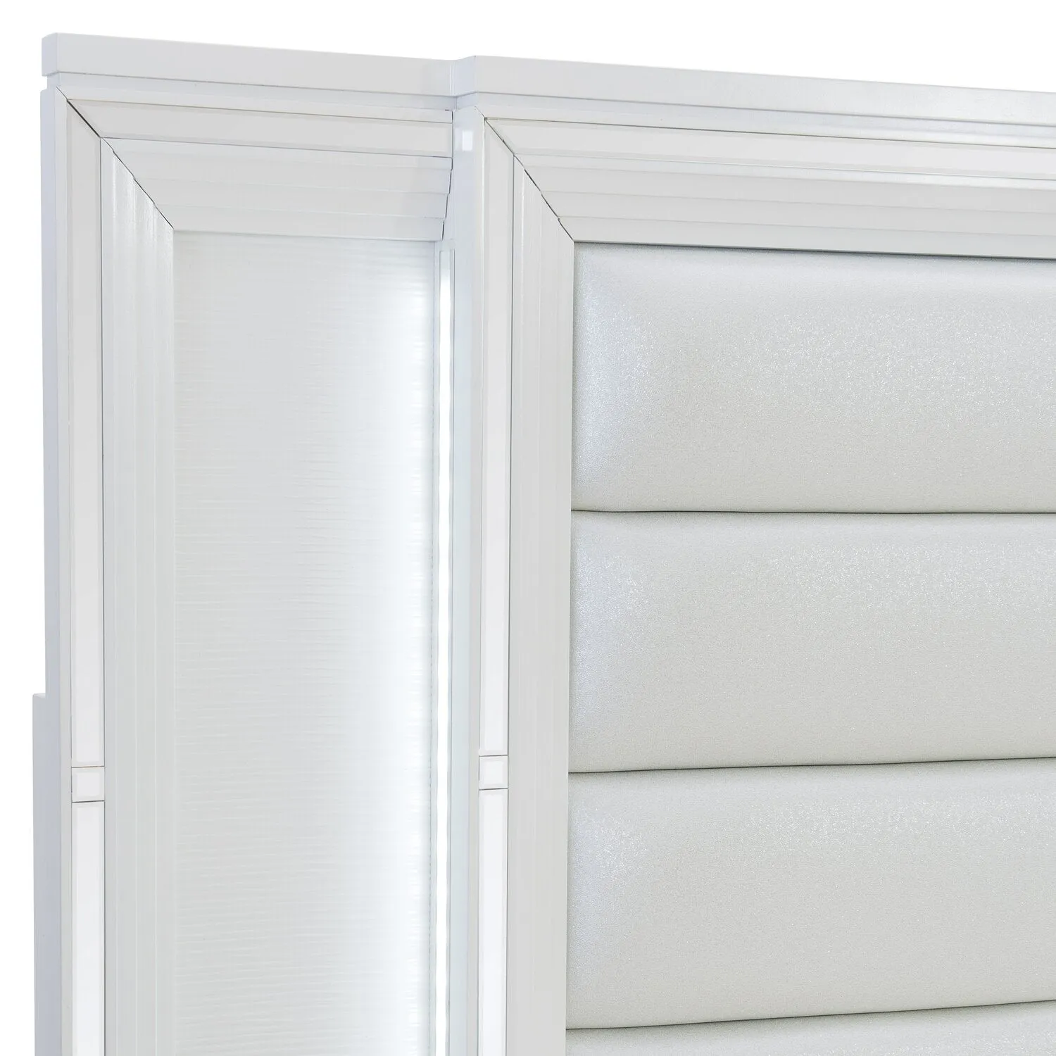 Hesperus 6-Piece Queen Bedroom Set - White