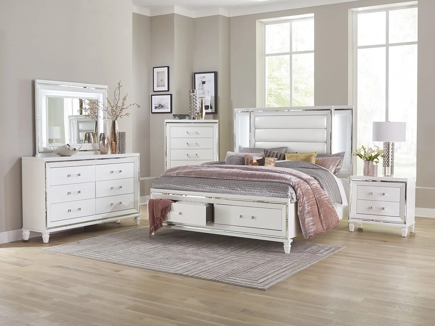 Hesperus 6-Piece Queen Bedroom Set - White