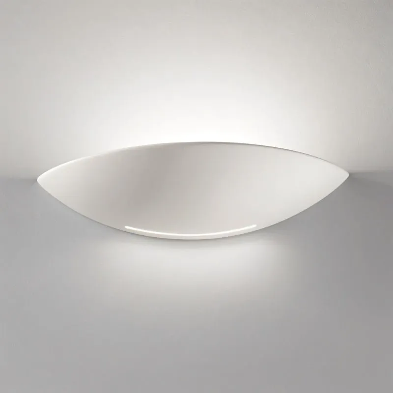 Luzia Wall Lamp