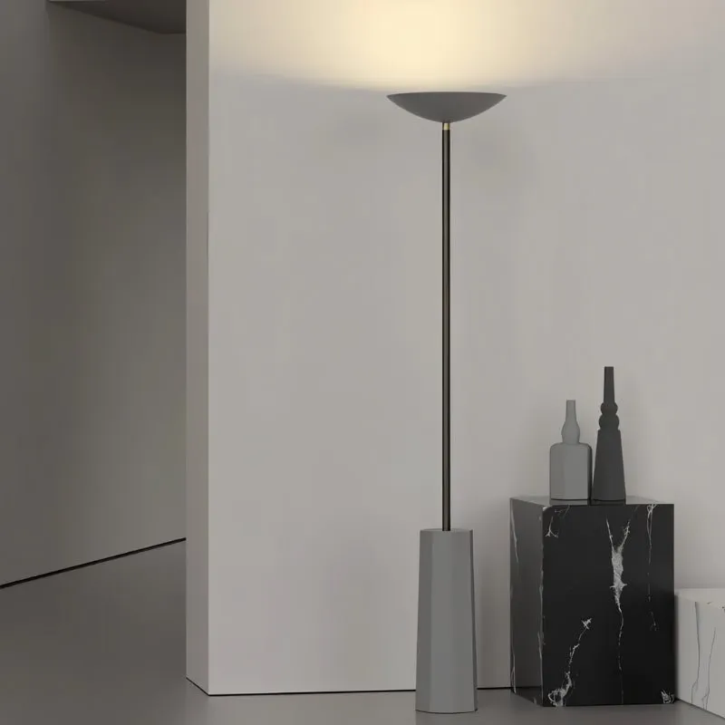 Lynava Floor Lamp