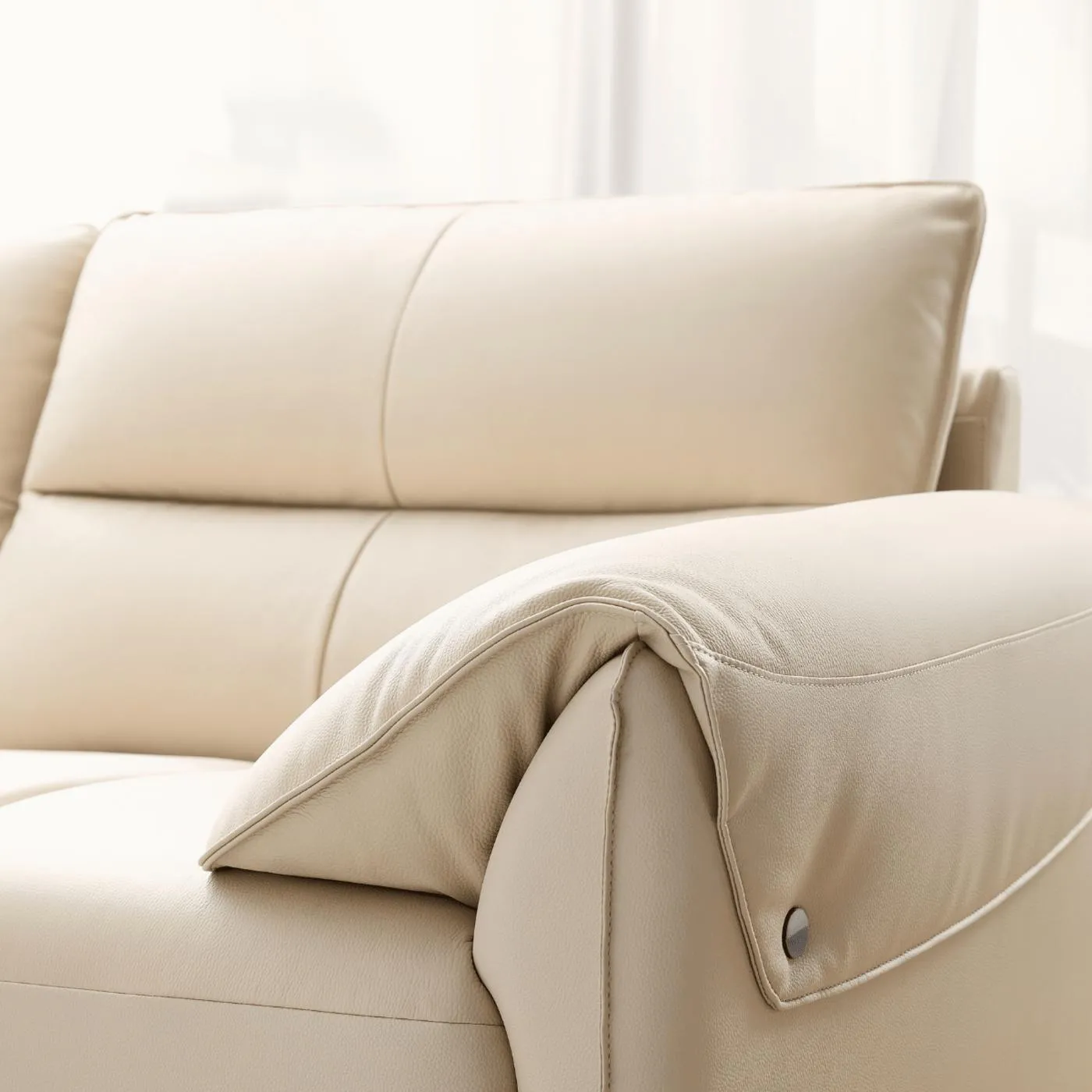 MATTHEW Leather Sofa with Movable Ottoman