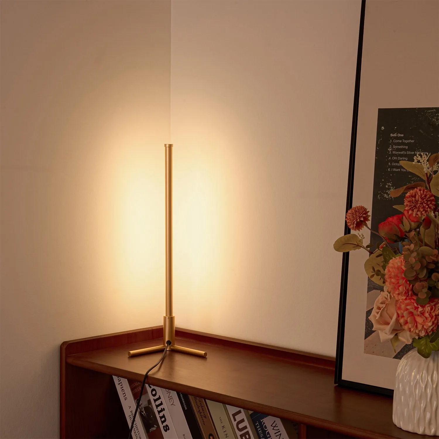 RGBCW Corner Table Lamp App & Remote Control