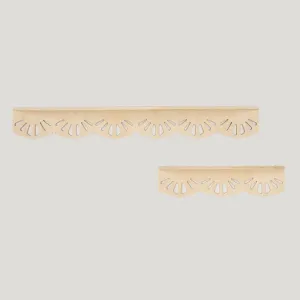 Scalloped Lacey Shelves