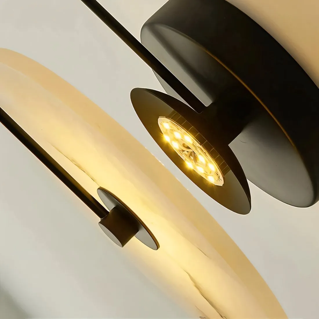 Sivac Alabaster Wall Lamp