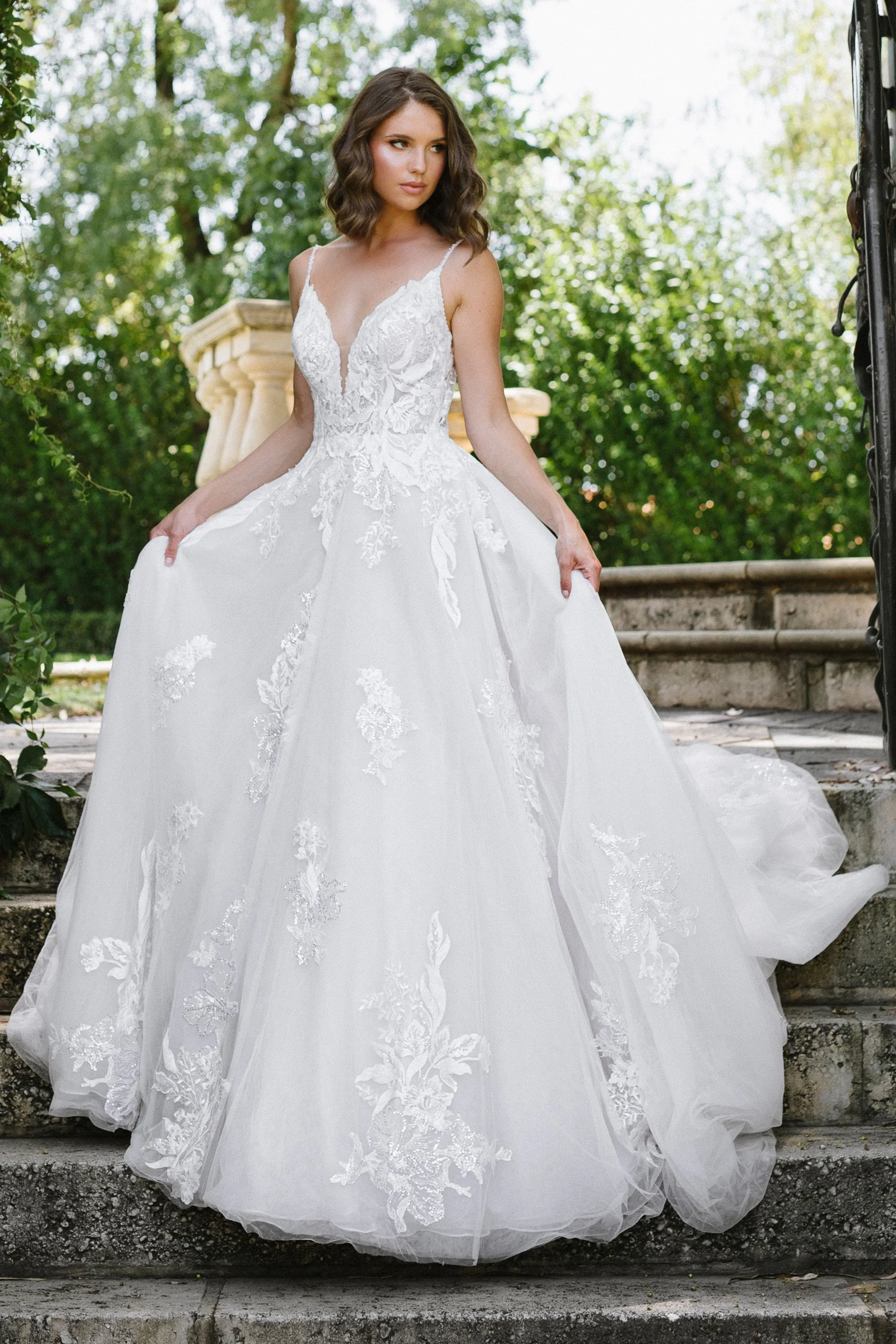 Sophia Tolli: Y22276 - Savannah
