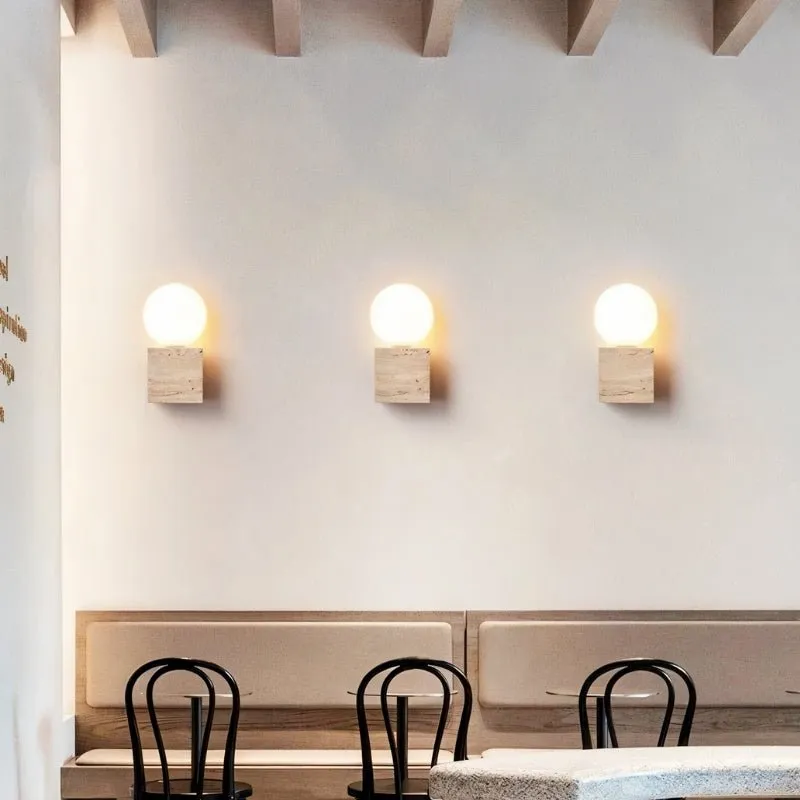 Spela Wall Lamp