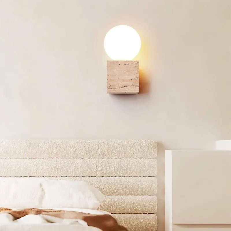 Spela Wall Lamp