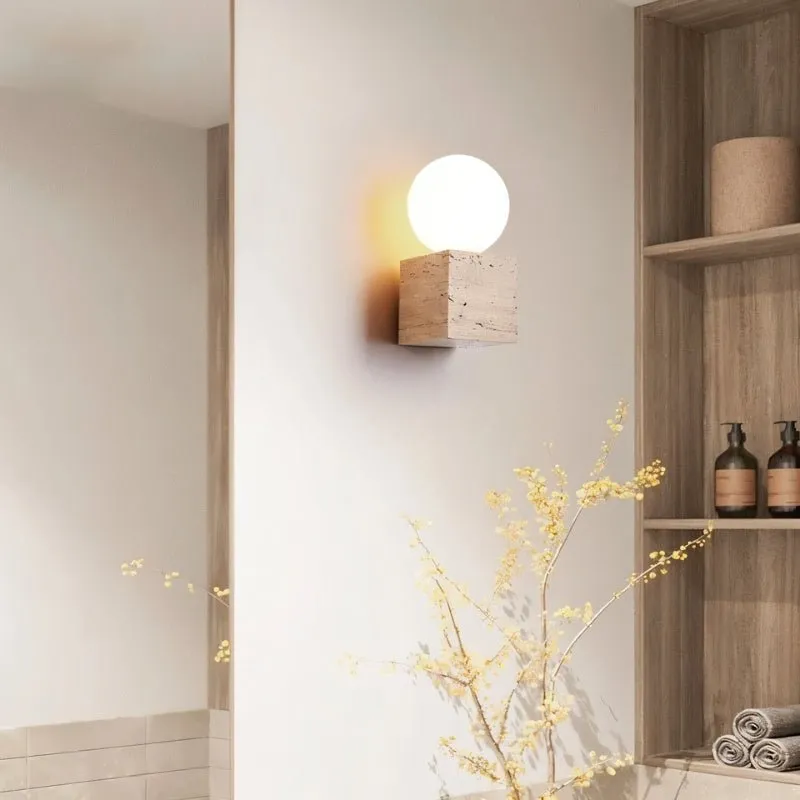 Spela Wall Lamp