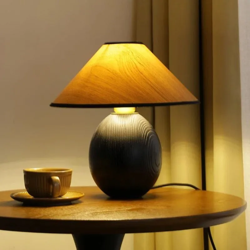 Zikru Table Lamp