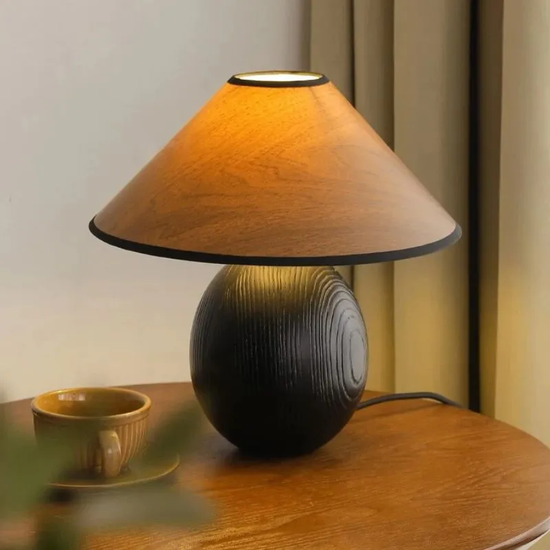 Zikru Table Lamp