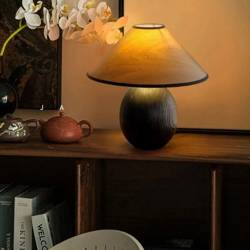 Zikru Table Lamp
